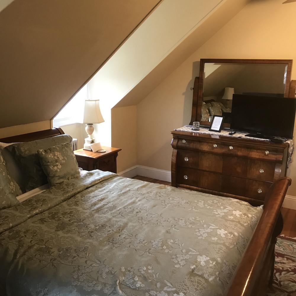 Edgewood Manor Inn Bed And Breakfast Providence Bagian luar foto