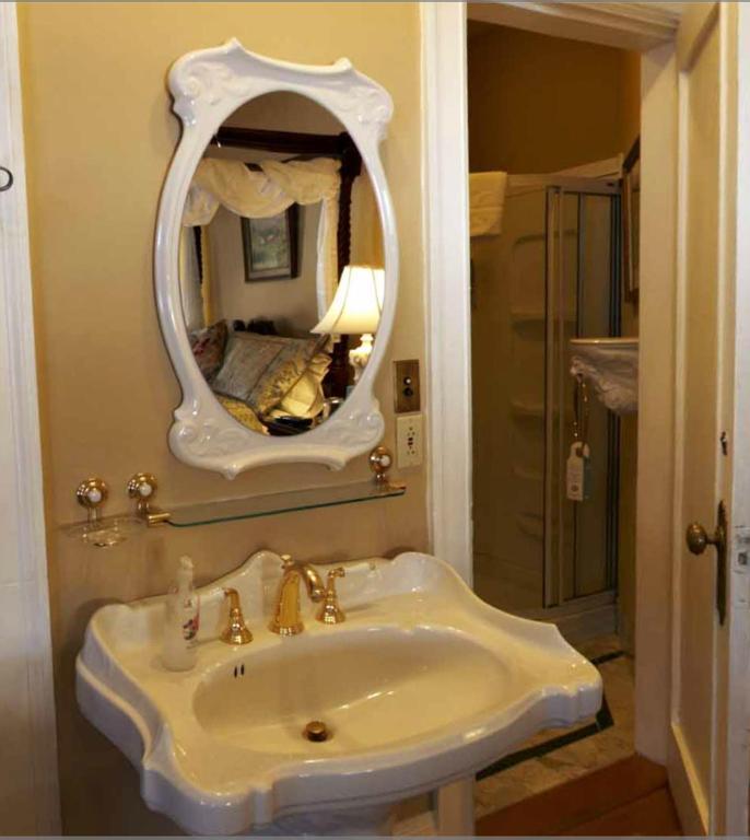 Edgewood Manor Inn Bed And Breakfast Providence Ruang foto