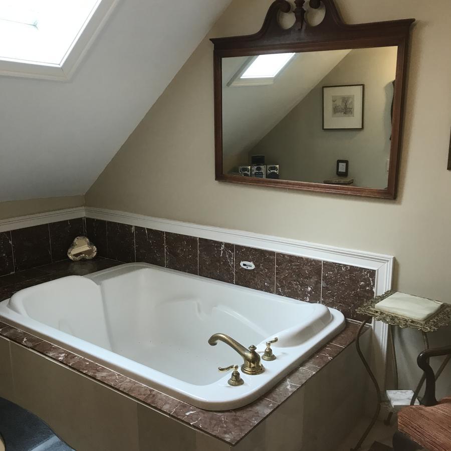 Edgewood Manor Inn Bed And Breakfast Providence Bagian luar foto